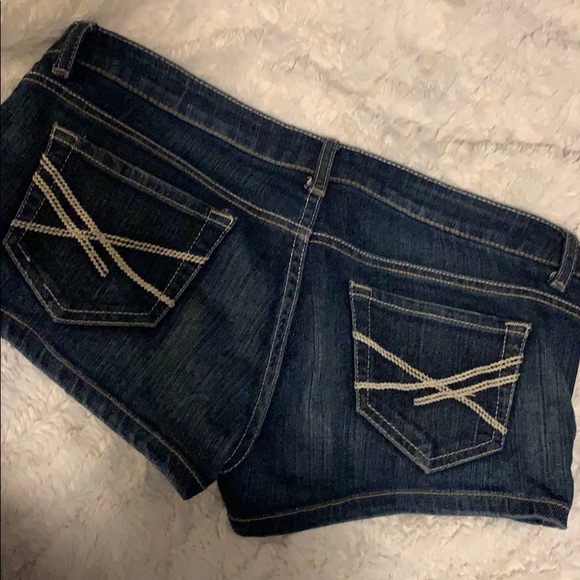 Shorts - Picture 2 of 2